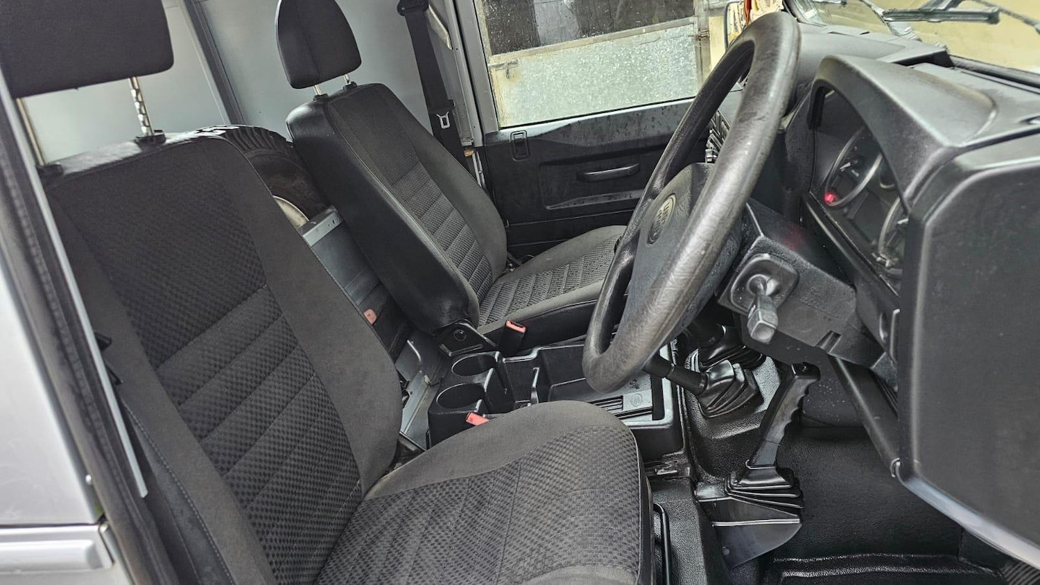 Used Land Rover Defender 90 2008 for sale - 76765685: Photo 20