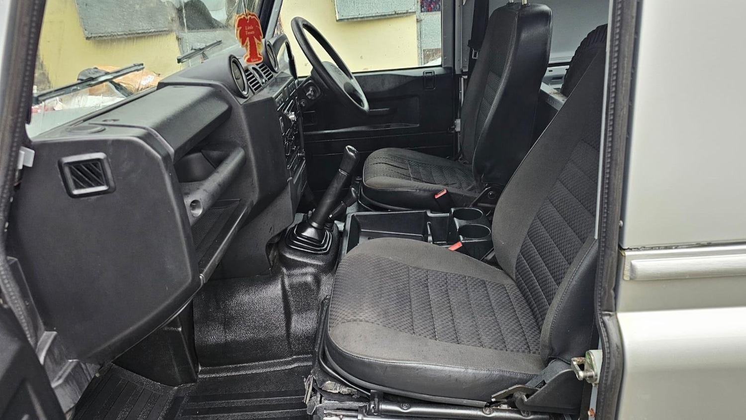 Used Land Rover Defender 90 2008 for sale - 76765685: Photo 67