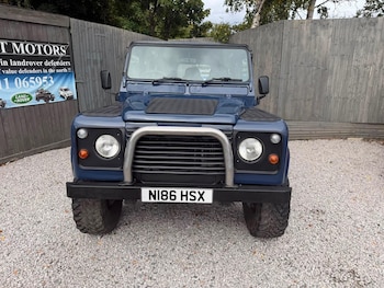 Used Land Rover Defender 110 1995 for sale - 79590032: Photo
