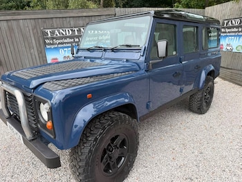 Used Land Rover Defender 110 1995 for sale - 79590032: Photo