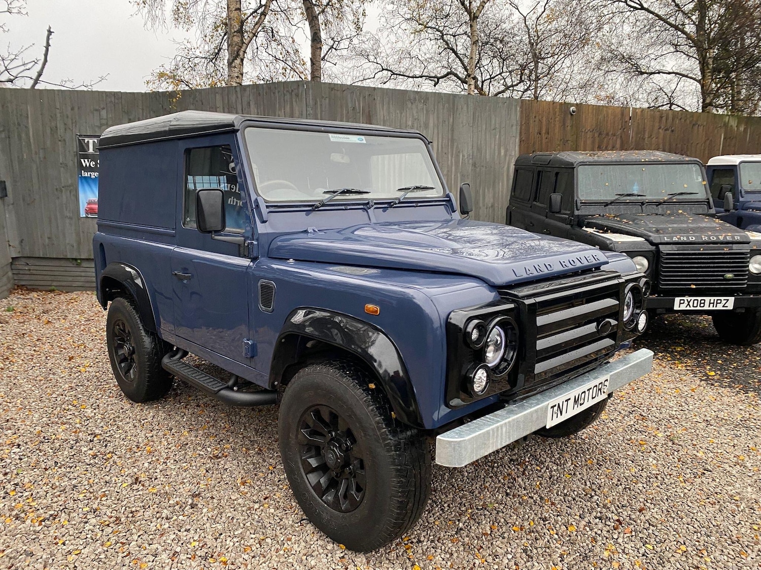 Used Land Rover Defender 90 2009 for sale - 76597285: Photo 1