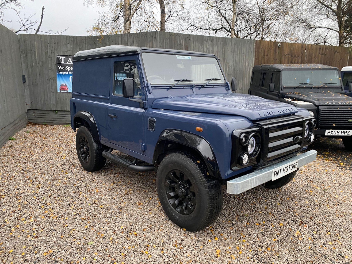 Used Land Rover Defender 90 2009 for sale - 76597285: Photo 11