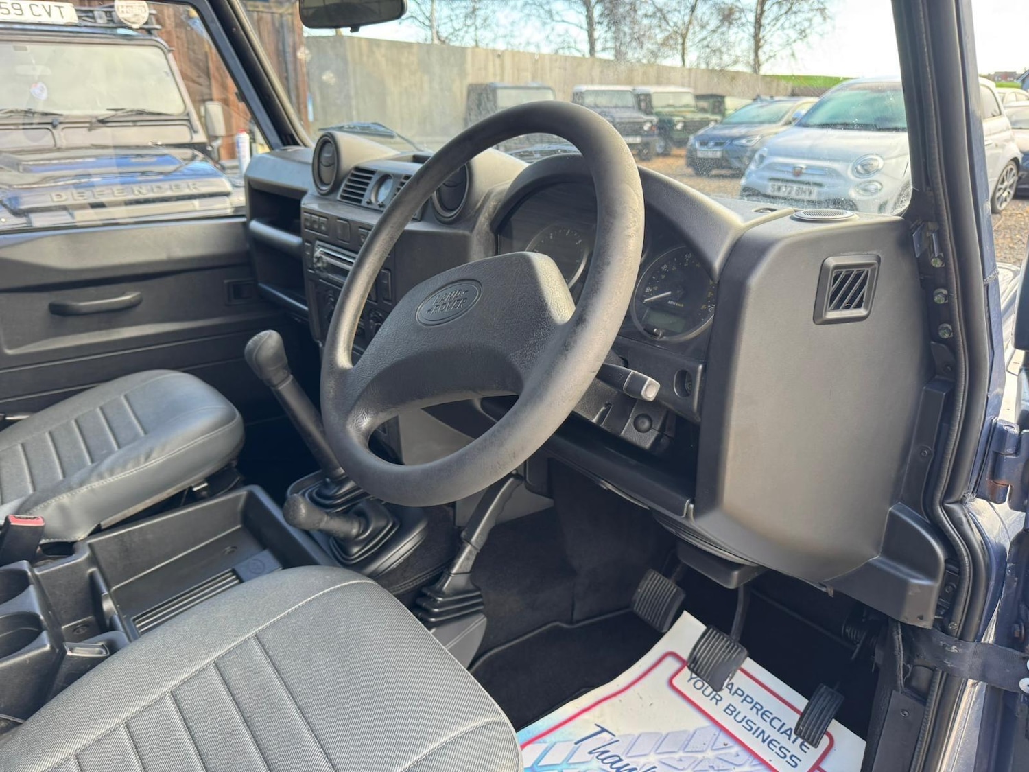 Used Land Rover Defender 90 2009 for sale - 76597285: Photo 15