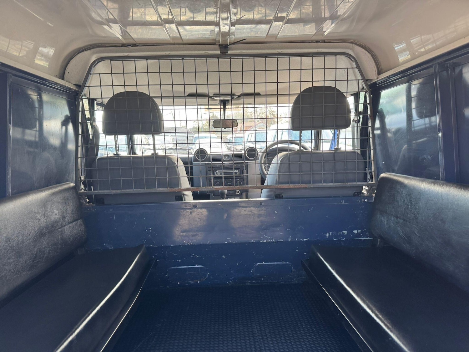 Used Land Rover Defender 90 2009 for sale - 76597285: Photo 19