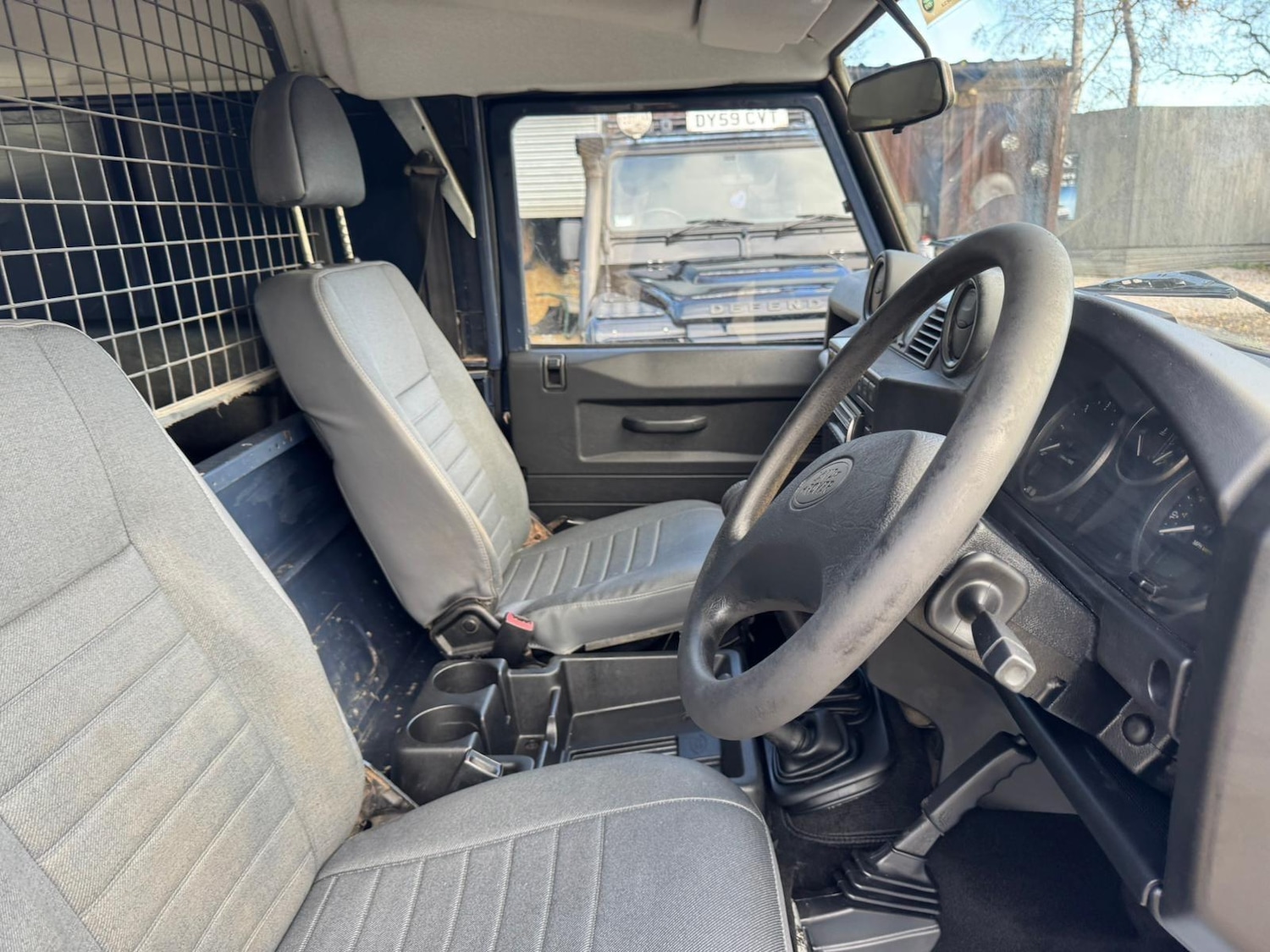 Used Land Rover Defender 90 2009 for sale - 76597285: Photo 20