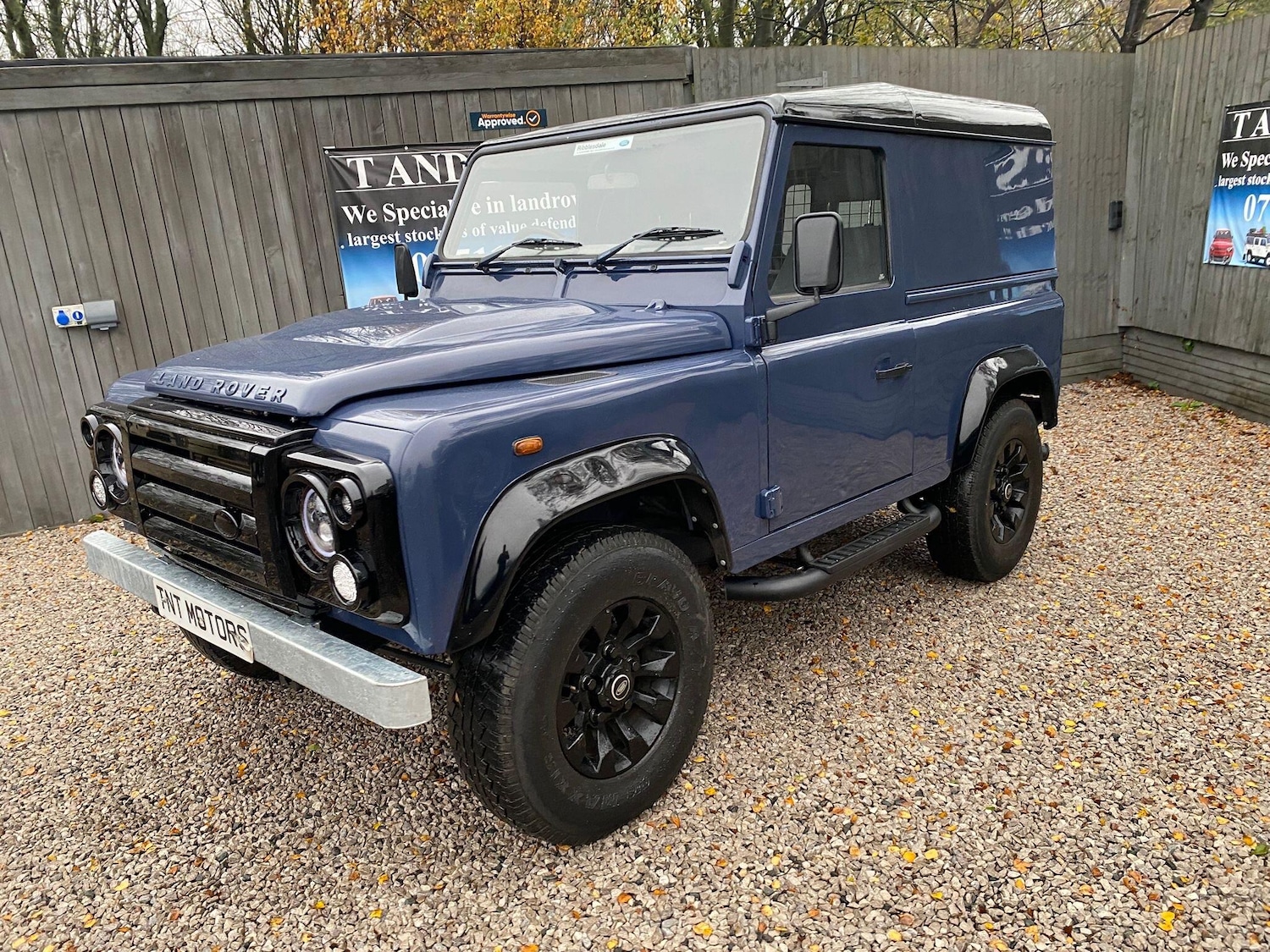 Used Land Rover Defender 90 2009 for sale - 76597285: Photo 24