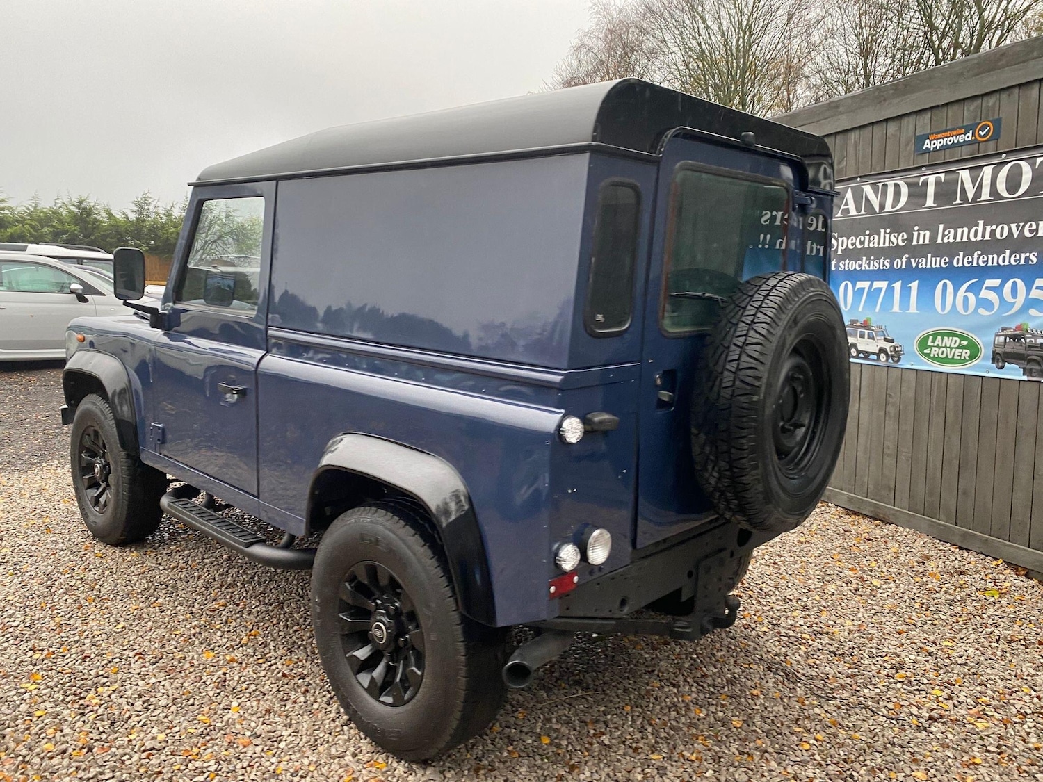 Used Land Rover Defender 90 2009 for sale - 76597285: Photo 7