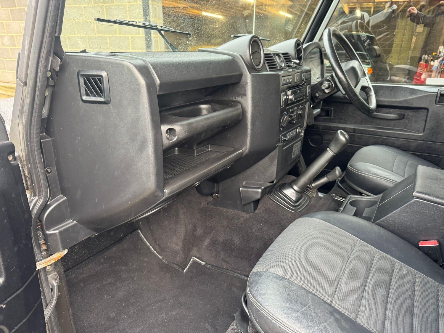 Used Land Rover Defender 2009 for sale - 77612760: Photo 17