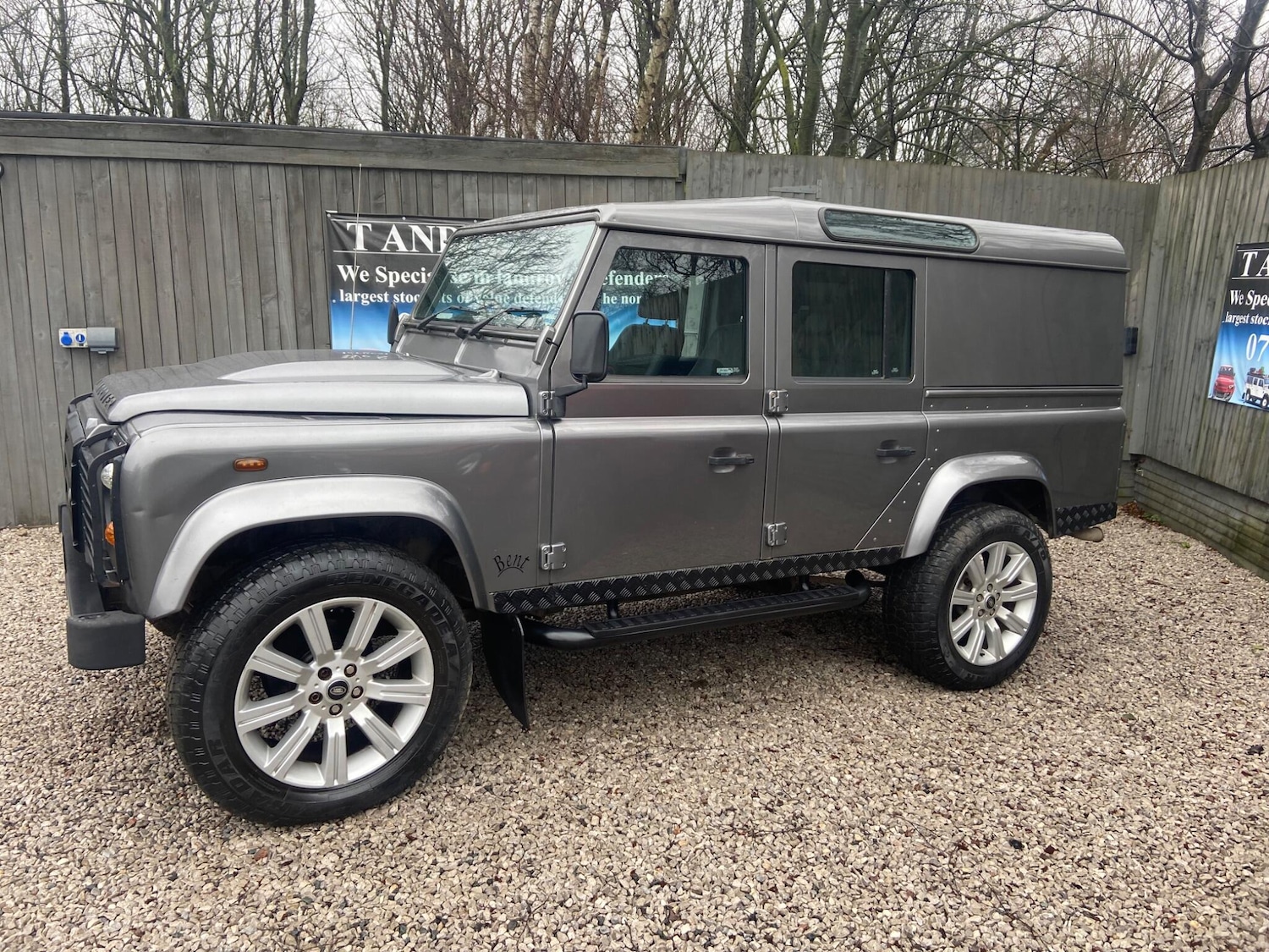 Used Land Rover Defender 2009 for sale - 77612760: Photo 23