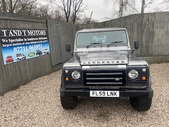 Used Land Rover Defender 2009 for sale - 77612760: Photo