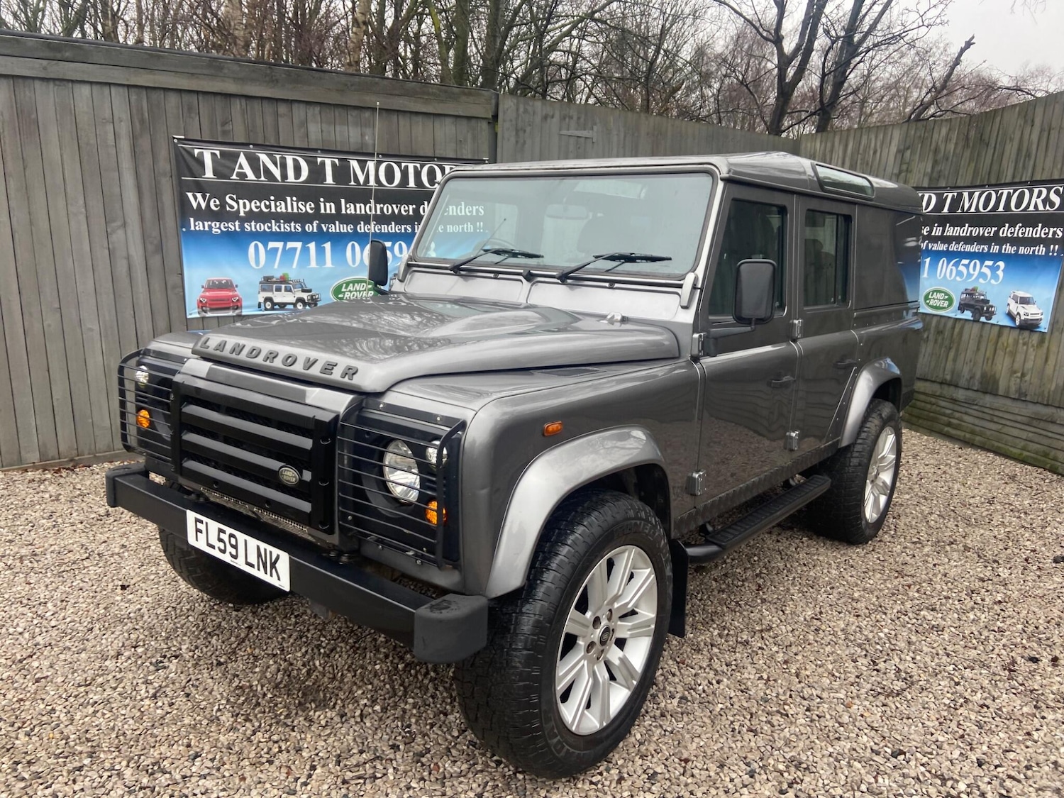 Used Land Rover Defender 2009 for sale - 77612760: Photo 3