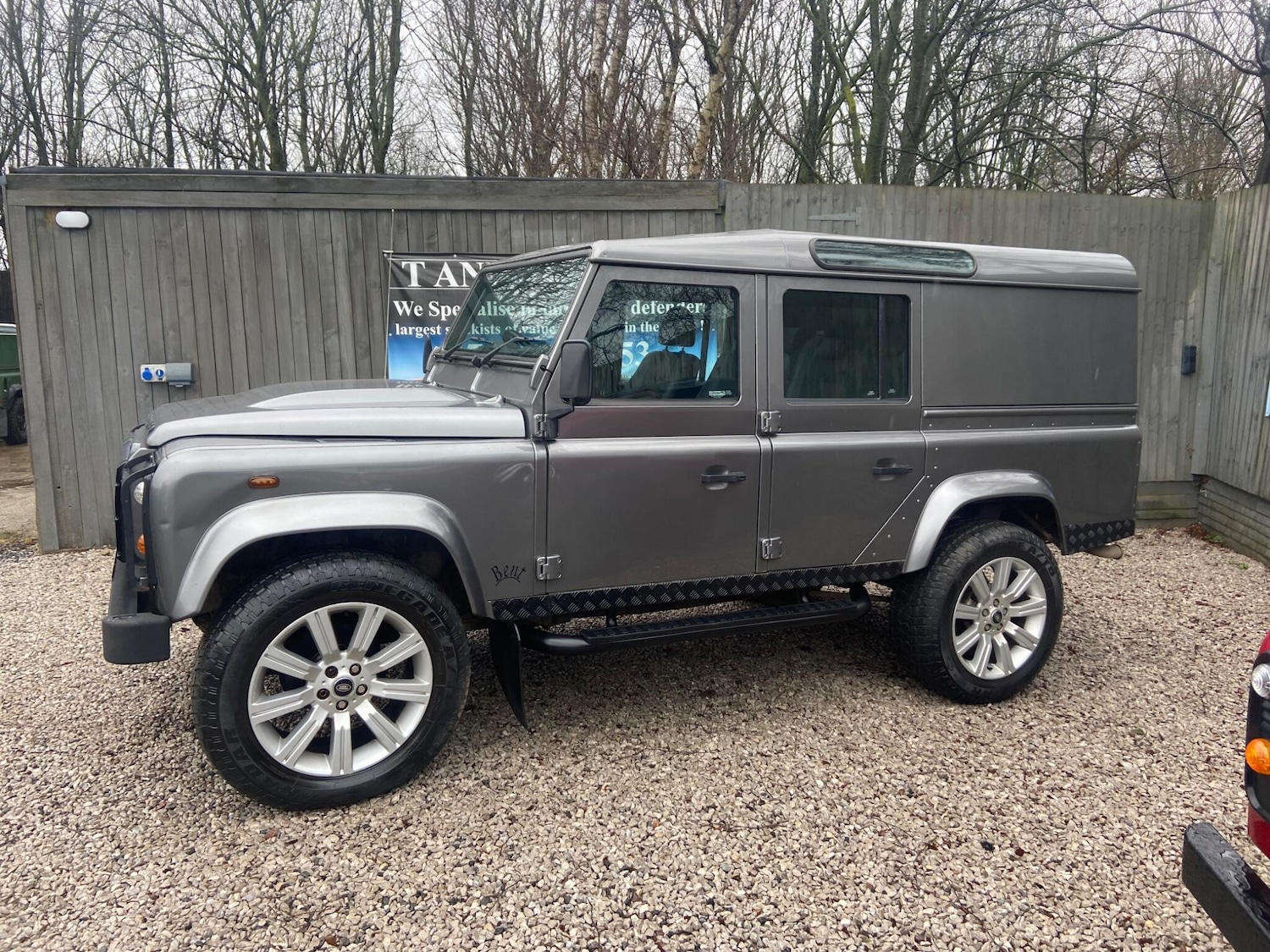 Used Land Rover Defender 2009 for sale - 77612760: Photo 4