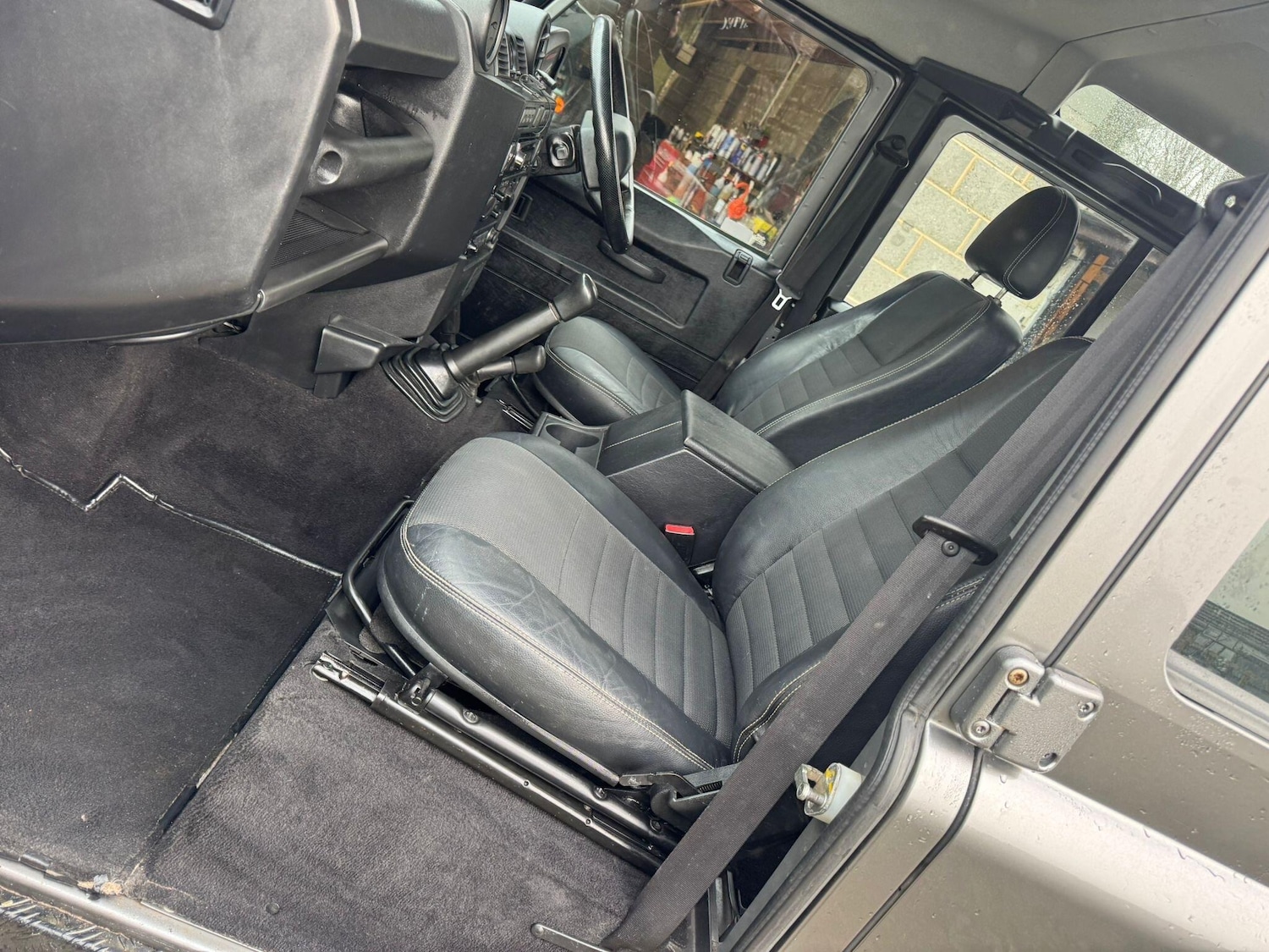 Used Land Rover Defender 2009 for sale - 77612760: Photo 50