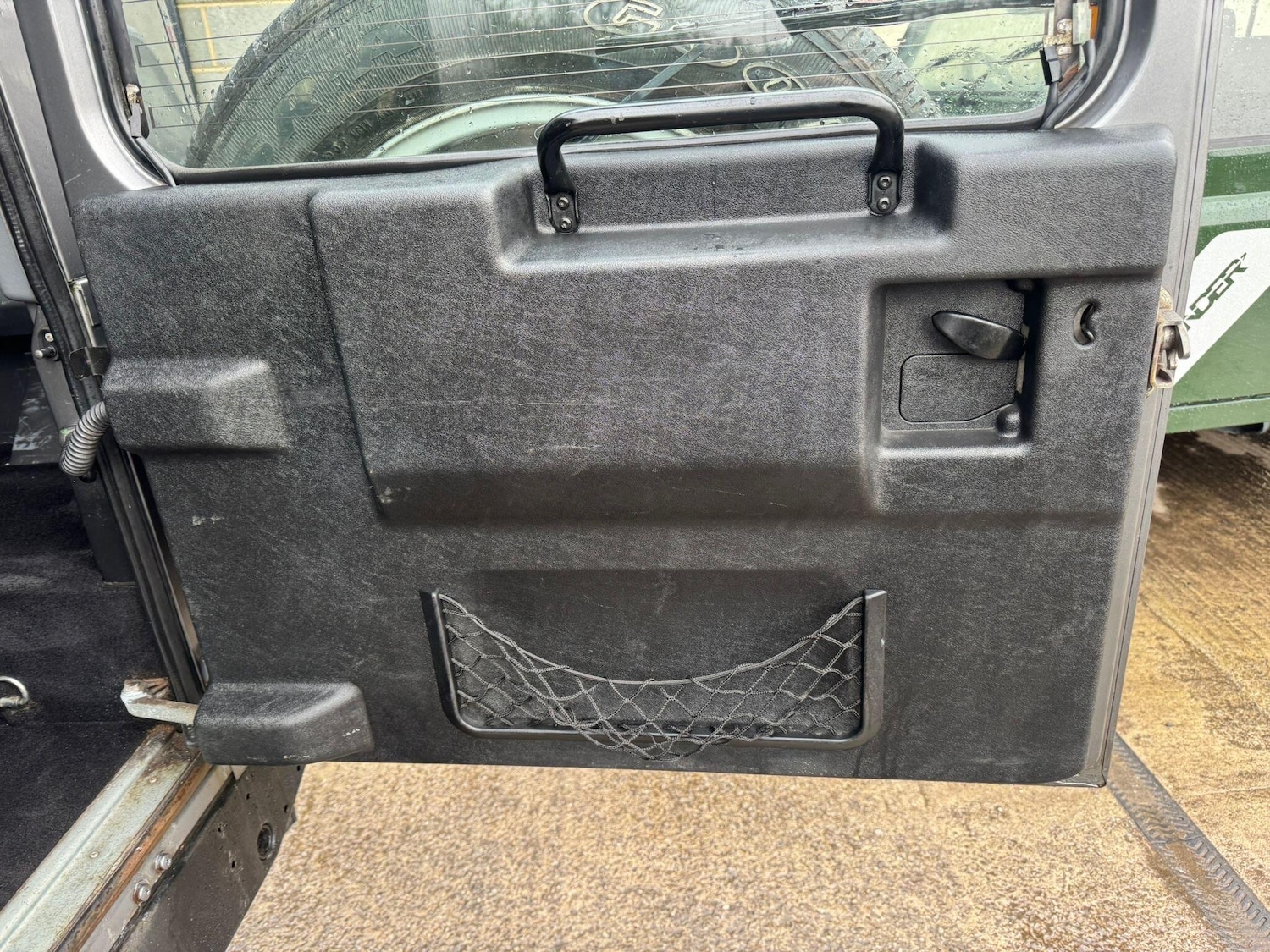 Used Land Rover Defender 2009 for sale - 77612760: Photo 67