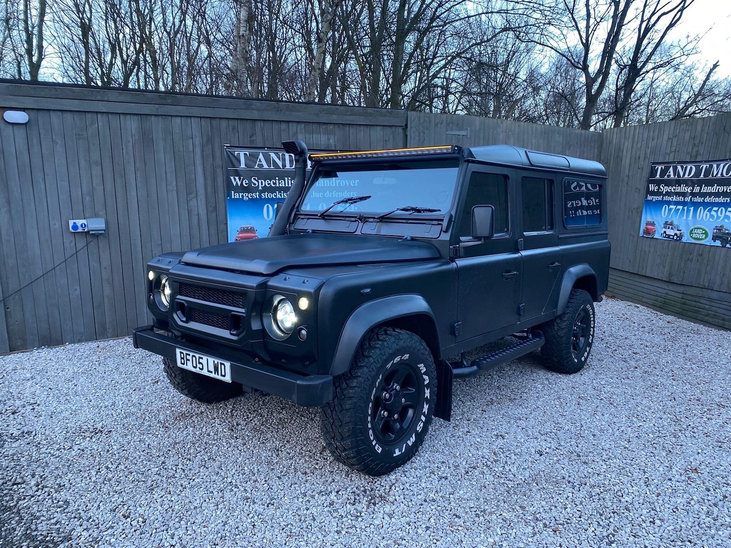 Used Land Rover Defender 2005 for sale - 77320181: Photo 1