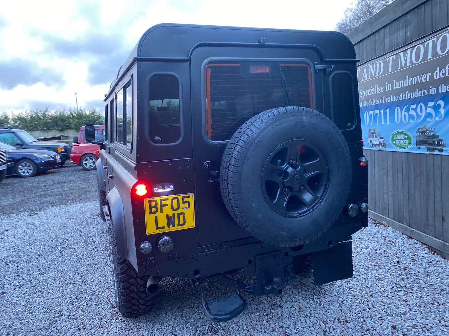 Used Land Rover Defender 2005 for sale - 77320181: Photo 15