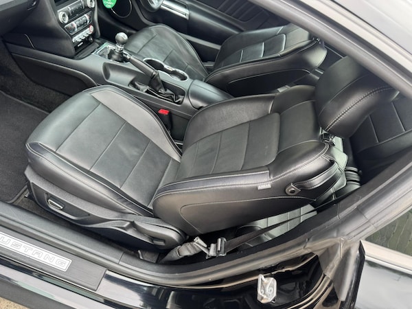 Used Ford Mustang 2018 for sale - 75670770: Photo 13