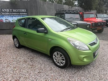 Used Hyundai i20 2009 for sale - 79756105: Photo