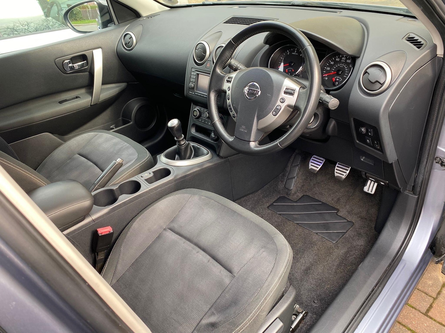 Used Nissan Qashqai 2010 for sale - 77978273: Photo 37