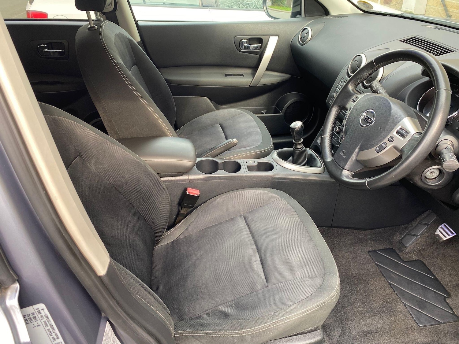 Used Nissan Qashqai 2010 for sale - 77978273: Photo 38