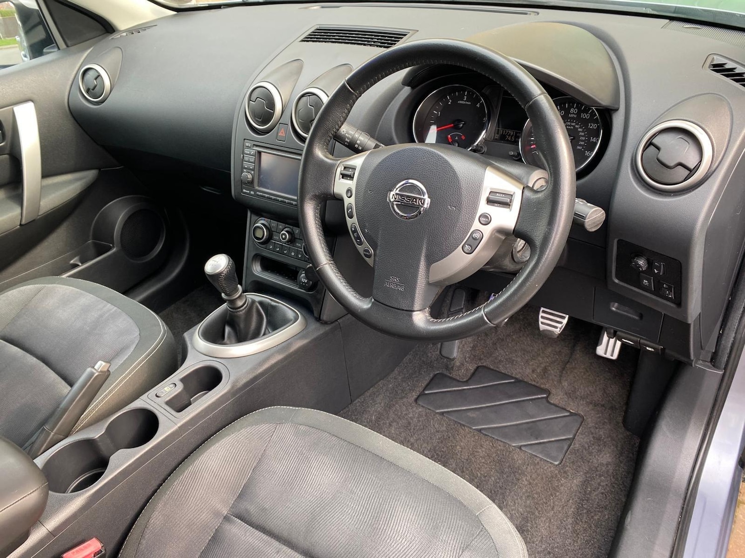 Used Nissan Qashqai 2010 for sale - 77978273: Photo 41