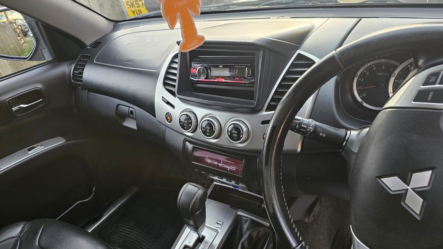 Used Mitsubishi L200 2015 for sale - 76409136: Photo 9