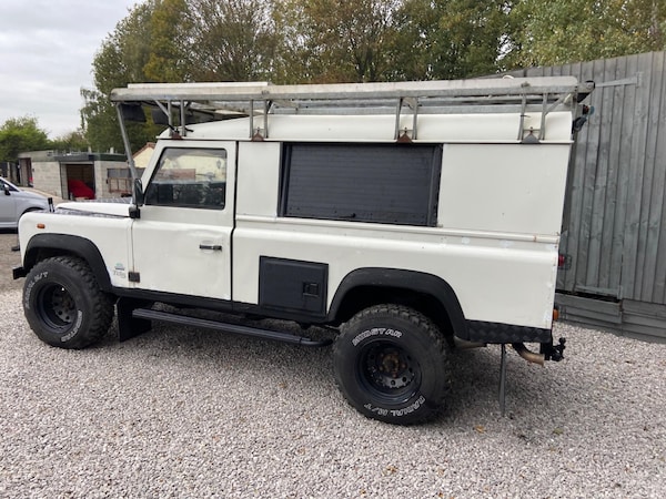 Used Land Rover Defender 110 1999 for sale - 76327402: Photo 12