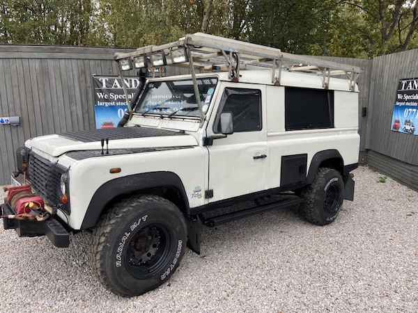 Used Land Rover Defender 110 1999 for sale - 76327402: Photo 14