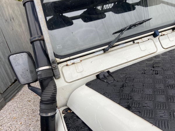 Used Land Rover Defender 110 1999 for sale - 76327402: Photo 35
