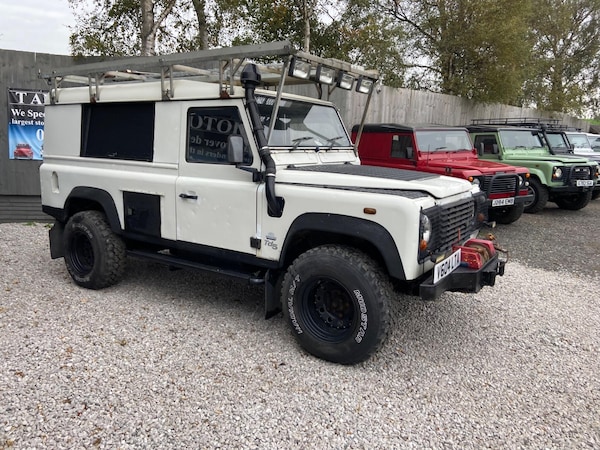 Used Land Rover Defender 110 1999 for sale - 76327402: Photo 5