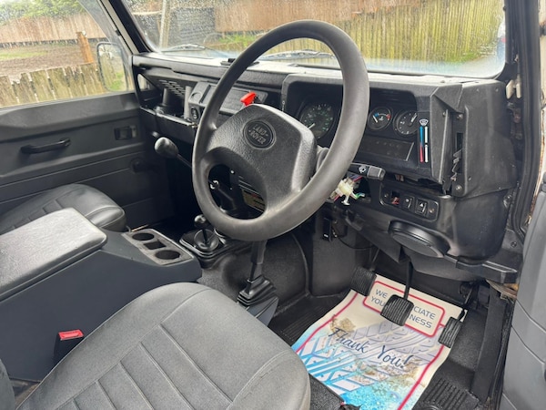 Used Land Rover Defender 110 1999 for sale - 76327402: Photo 61
