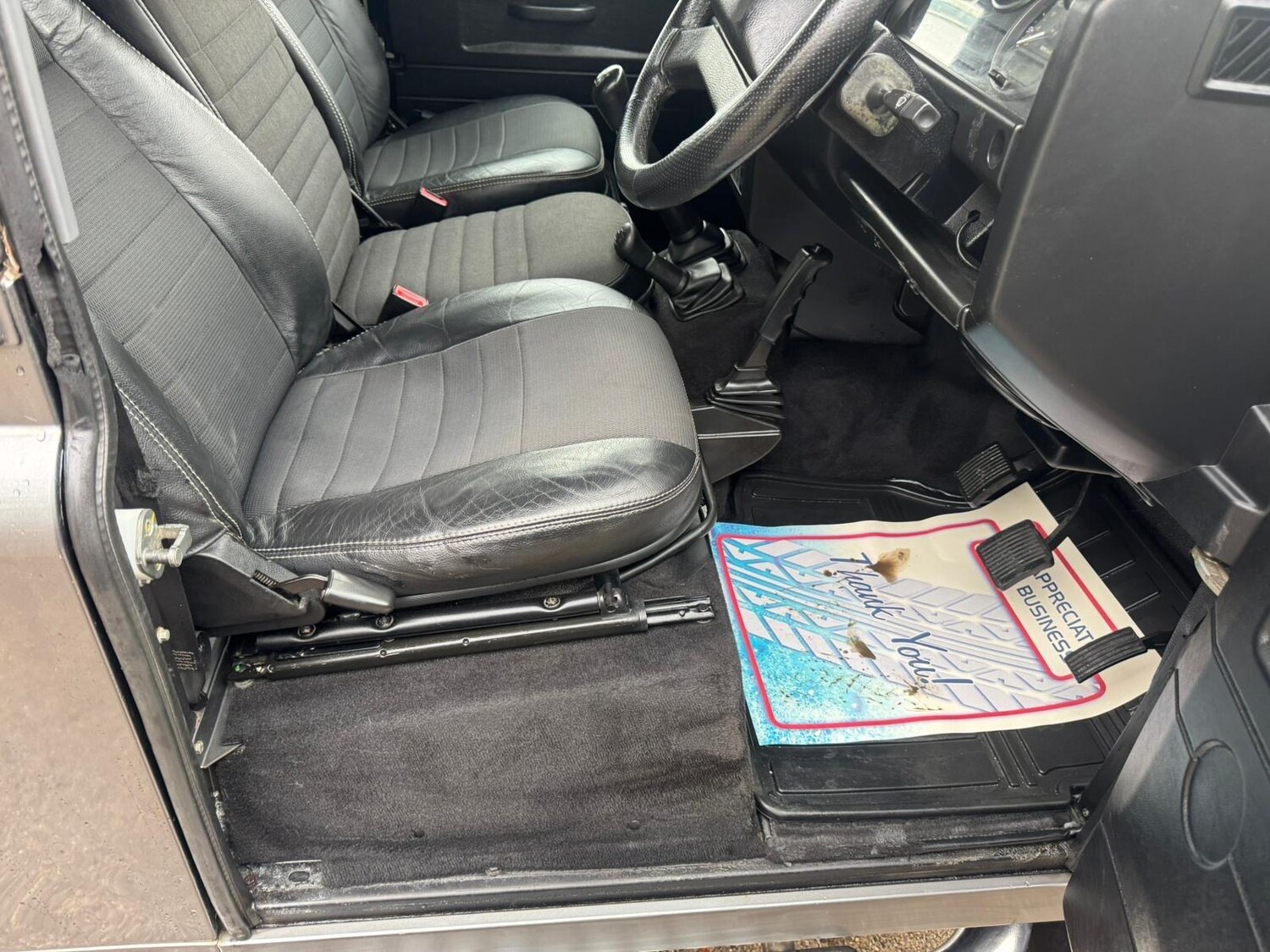 Used Land Rover Defender 2009 for sale - 76550895: Photo 21