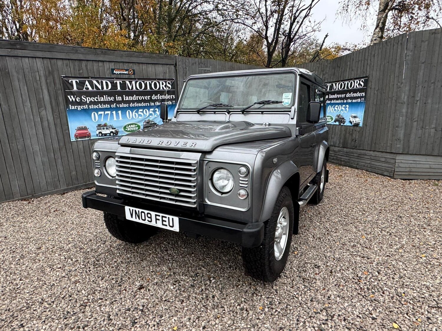 Used Land Rover Defender 2009 for sale - 76550895: Photo 3