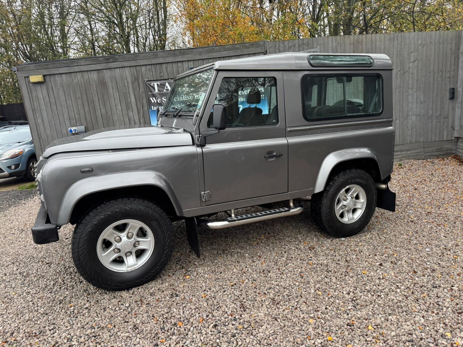 Used Land Rover Defender 2009 for sale - 76550895: Photo 32