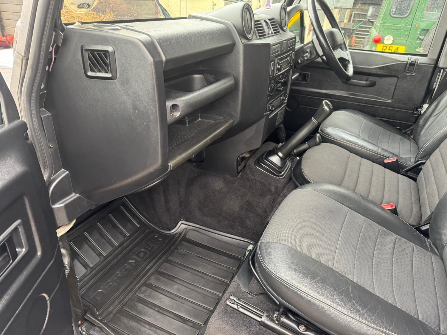 Used Land Rover Defender 2009 for sale - 76550895: Photo 48