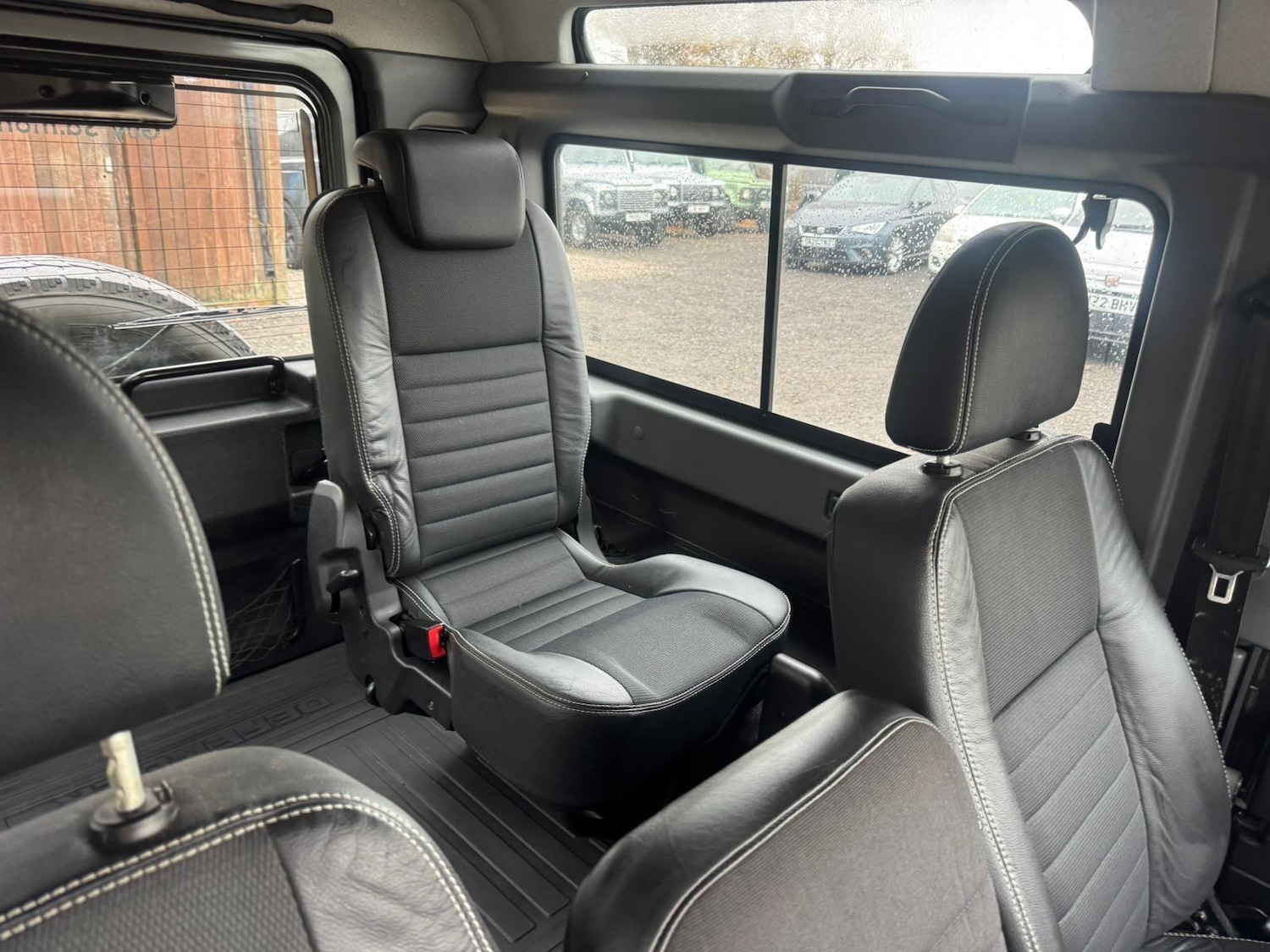 Used Land Rover Defender 2009 for sale - 76550895: Photo 56