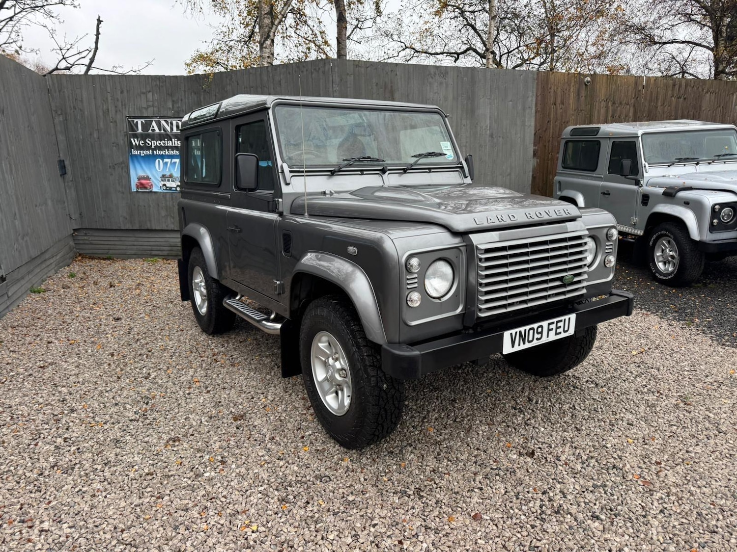 Used Land Rover Defender 2009 for sale - 76550895: Photo 9