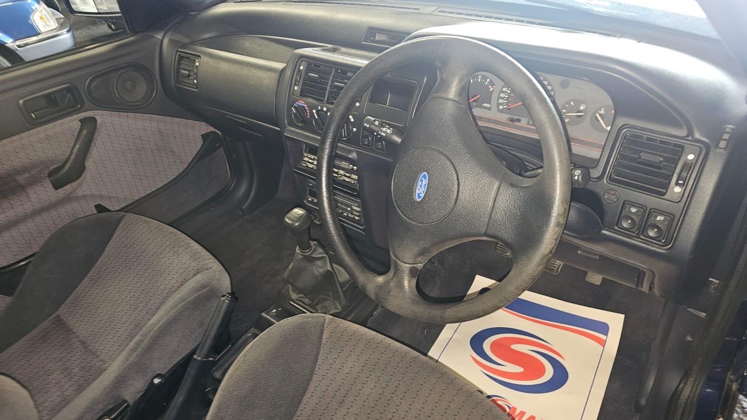 Used Ford Escort for sale - 76440726: Photo 29