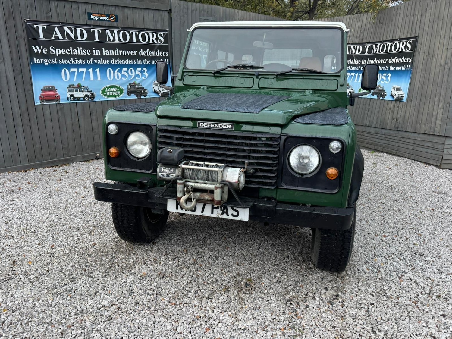 Used Land Rover Defender 90 1997 for sale - 76432103: Photo 10