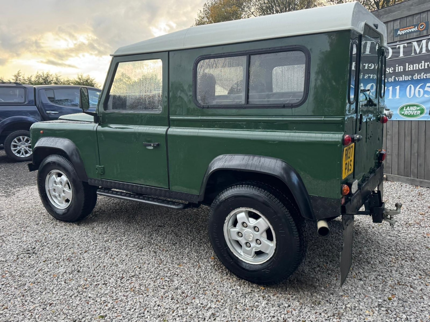 Used Land Rover Defender 90 1997 for sale - 76432103: Photo 21