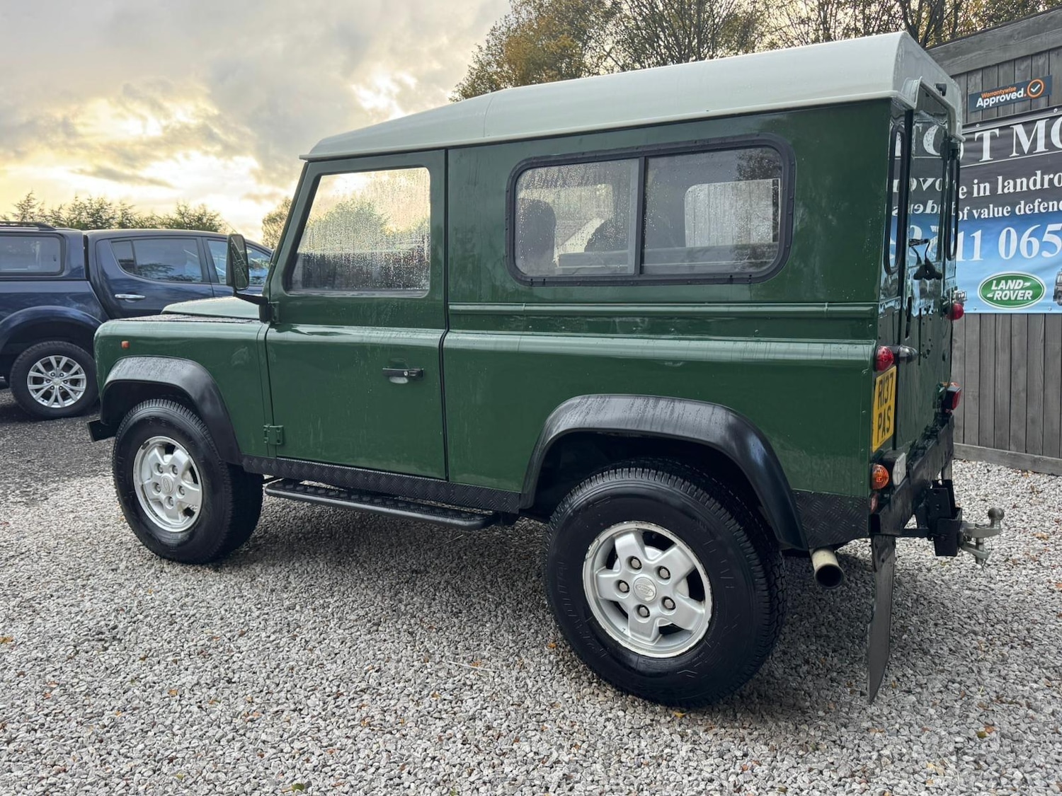 Used Land Rover Defender 90 1997 for sale - 76432103: Photo 45