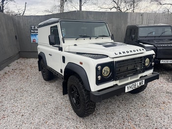 Used Land Rover Defender 90 2015 for sale - 76729022: Photo