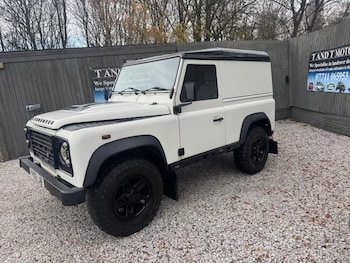 Used Land Rover Defender 90 2015 for sale - 76729022: Photo