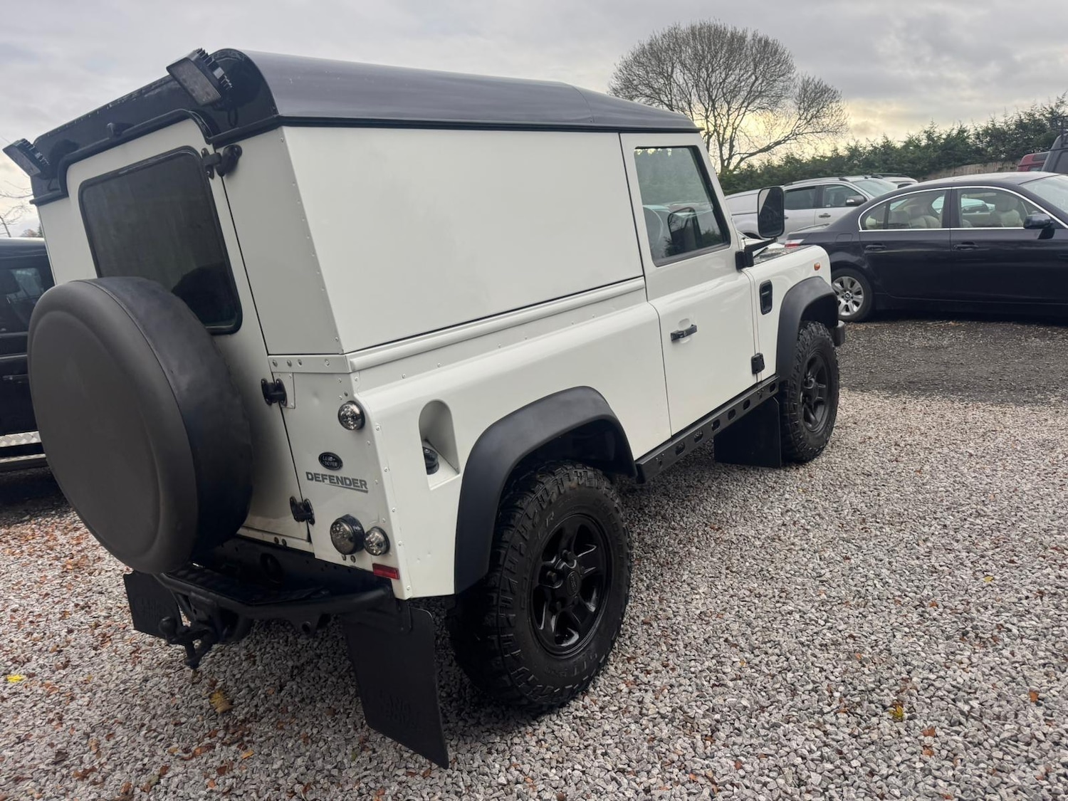 Used Land Rover Defender 90 2015 for sale - 76729022: Photo 35