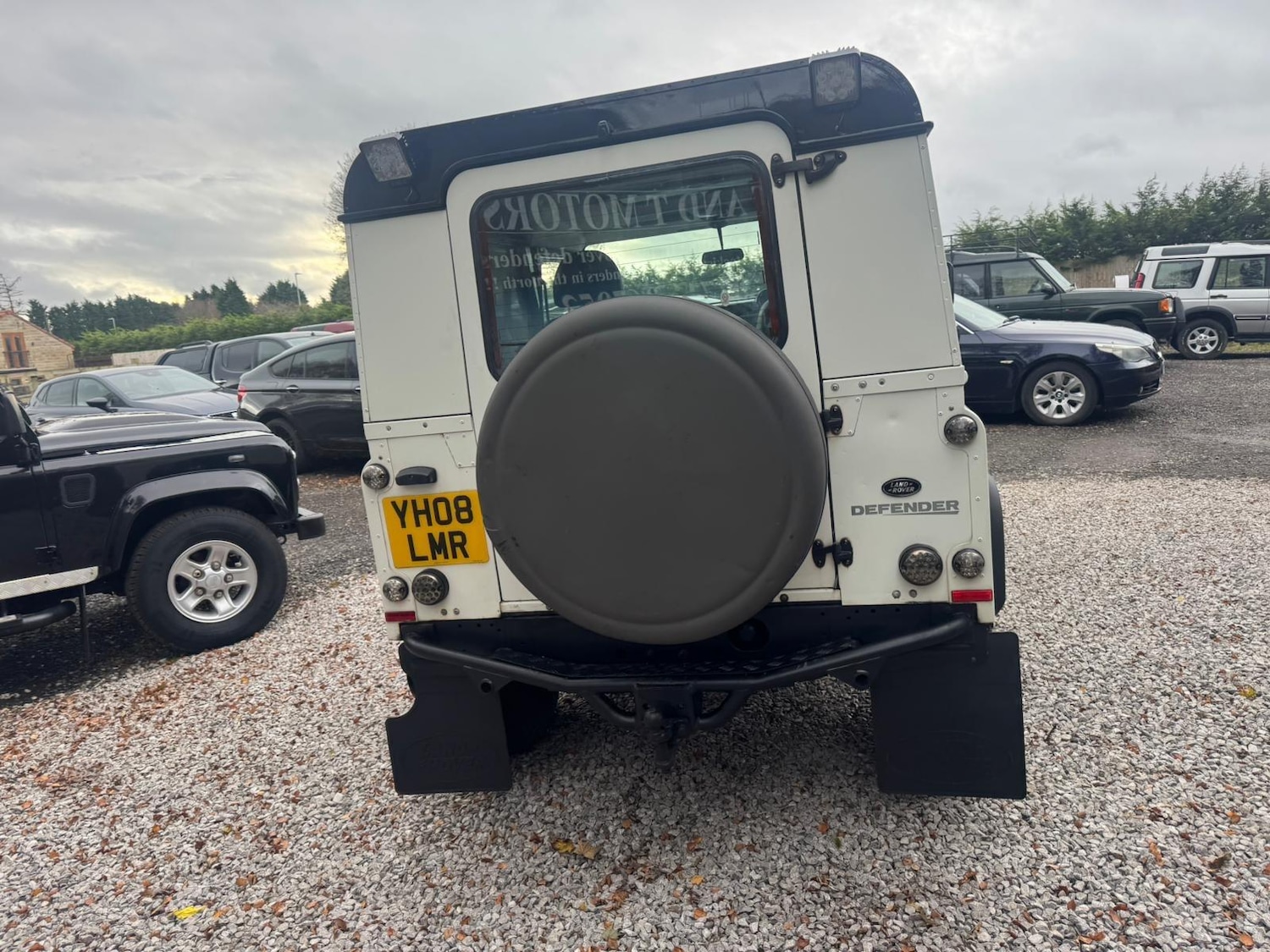 Used Land Rover Defender 90 2015 for sale - 76729022: Photo 53