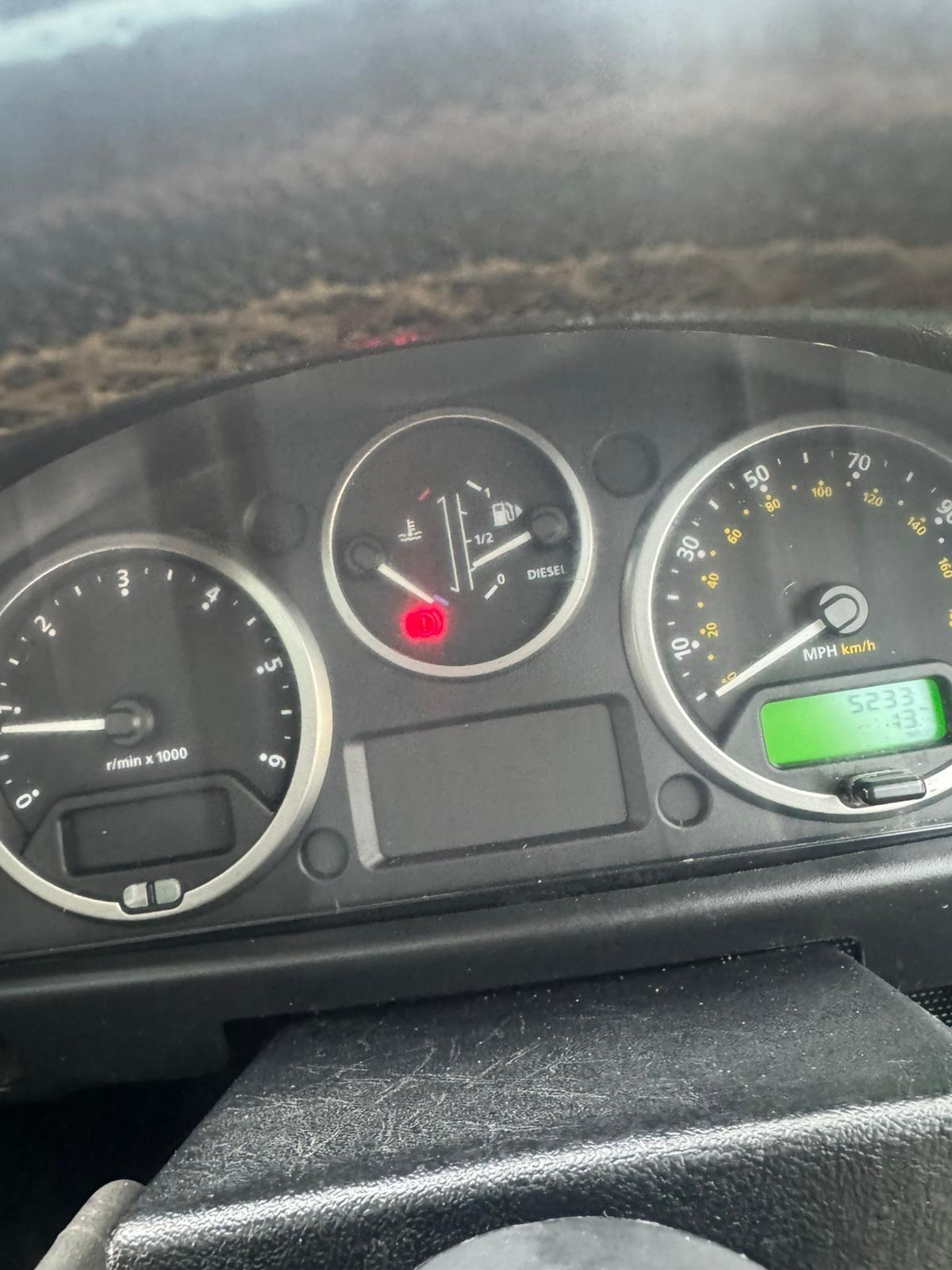 Used Land Rover Defender 90 2015 for sale - 76729022: Photo 68