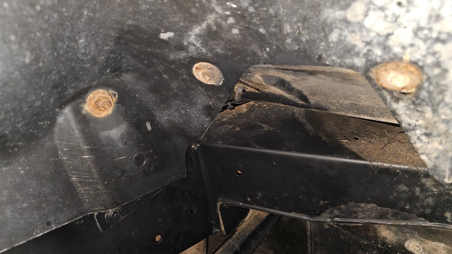 Used Land Rover Defender 90 2015 for sale - 76729022: Photo 77