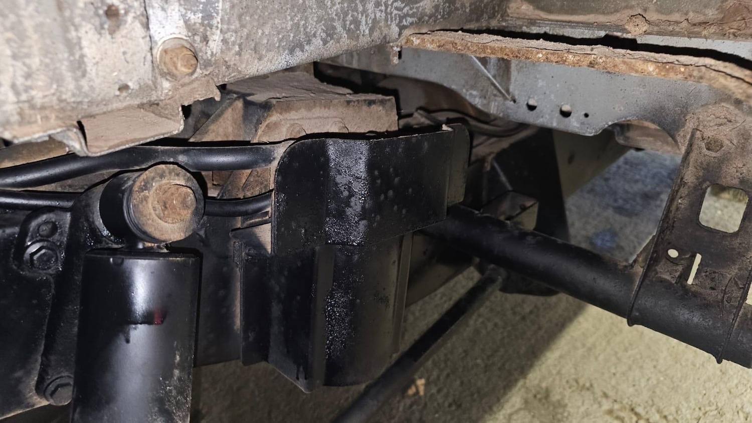 Used Land Rover Defender 90 2015 for sale - 76729022: Photo 79