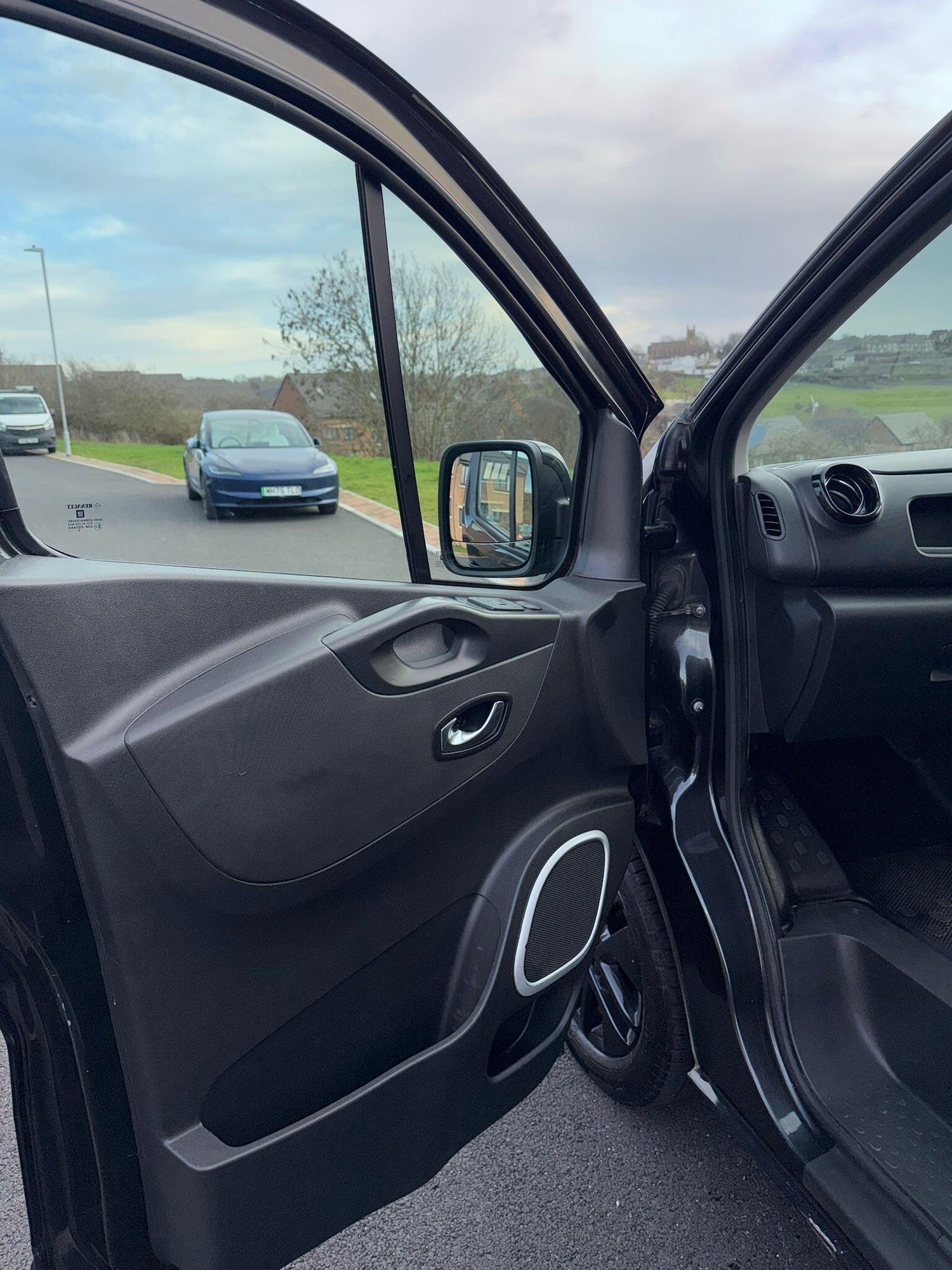 Used Vauxhall Vivaro for sale - 77738636: Photo 32