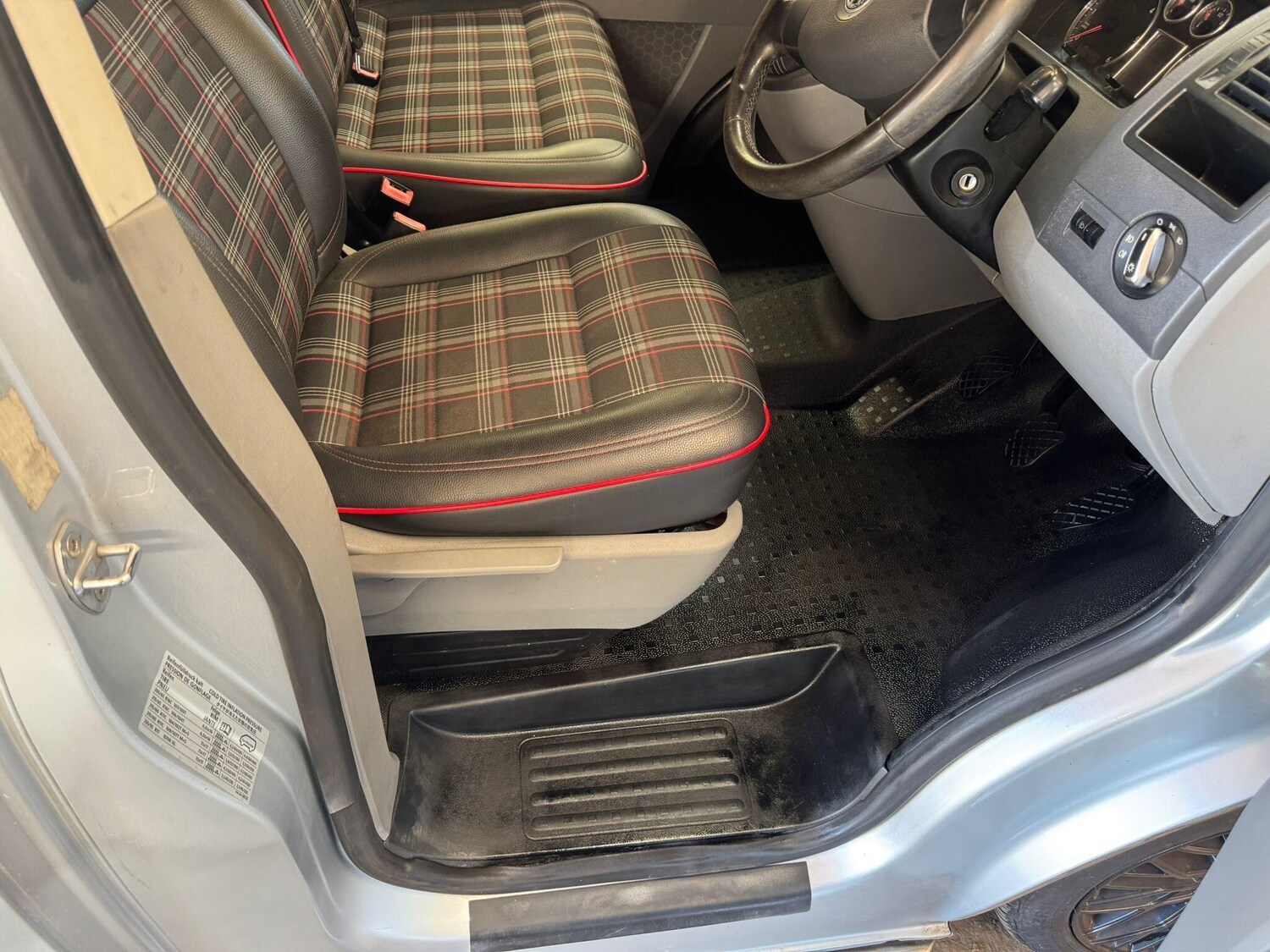 Used Volkswagen Transporter for sale - 78116242: Photo 53